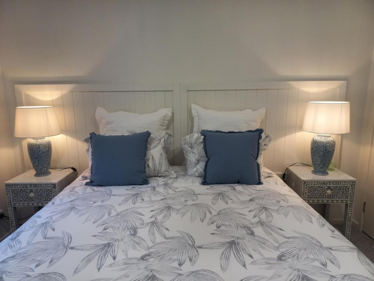 Noosa Buoys Hotel Tinbeerwah ภายนอก รูปภาพ